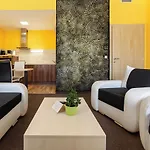 Mayer Superior 3* Veszprém