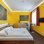 Mayer Superior Aparthotel