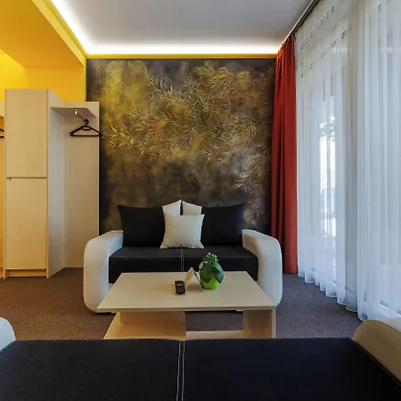Mayer Superior Aparthotel