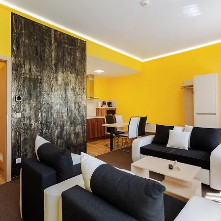 Mayer Superior Aparthotel