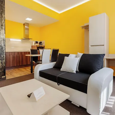 Mayer Superior Apartmanhotel