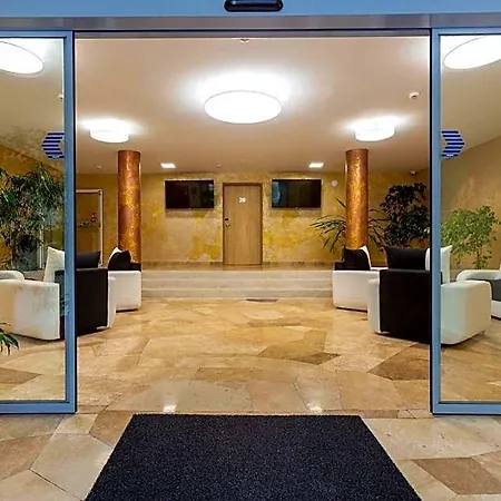 Mayer Superior Aparthotel Veszprem