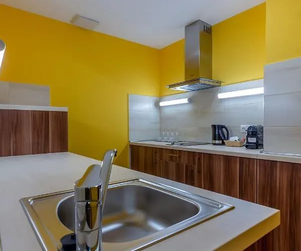 Mayer Superior 4* Veszprém