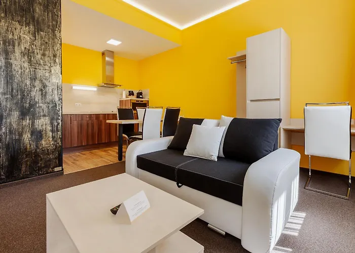 Mayer Superior 4* Veszprém