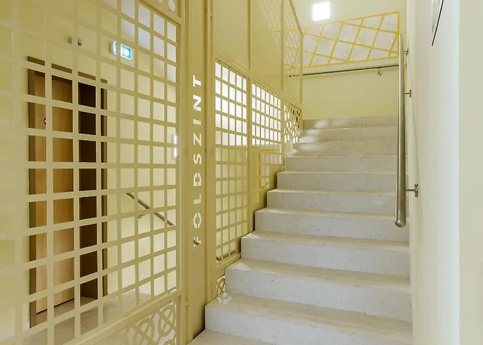 Mayer Superior 4* Veszprém