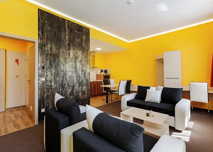 Mayer Superior מלון דירות